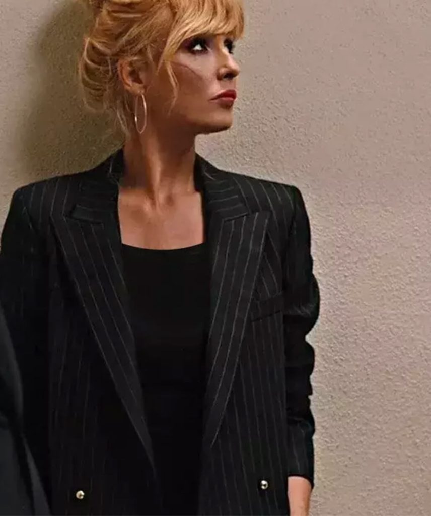 Yellowstone Beth Dutton S05 Black Striped Blazer