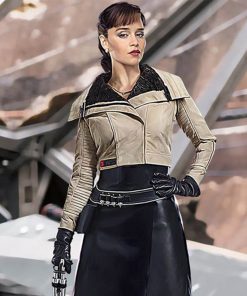 Qira Emilia Clarke Jacket